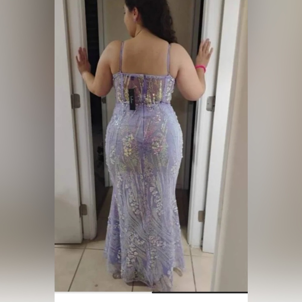 Lulu’s NWOT Perfection Seeker Lavender Iridescent Sequin Bustier Prom Maxi Dress - Picture 8 of 15